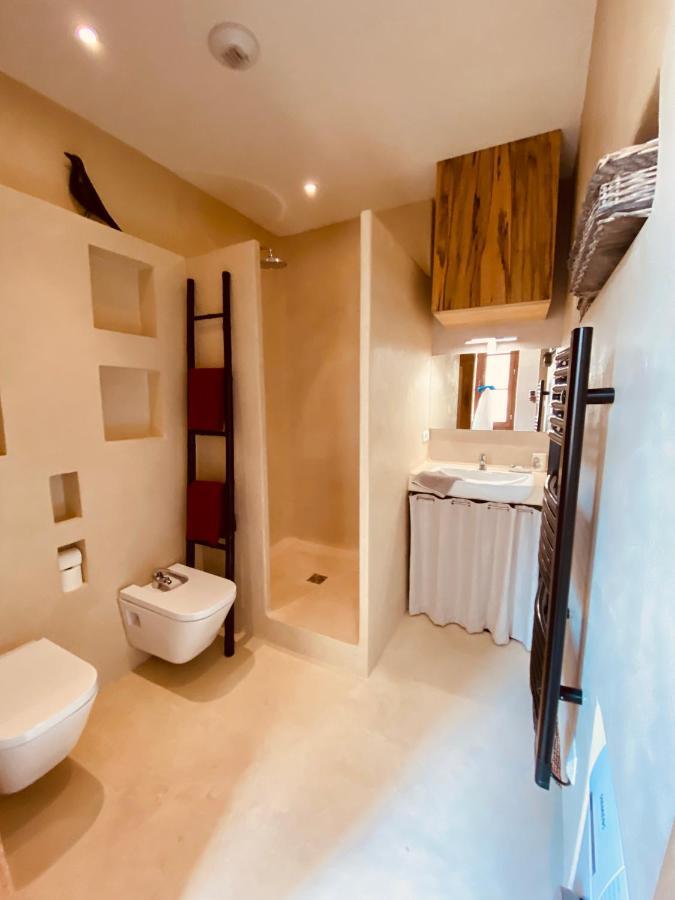 Bon Jour Uzes Apartment Ngoại thất bức ảnh