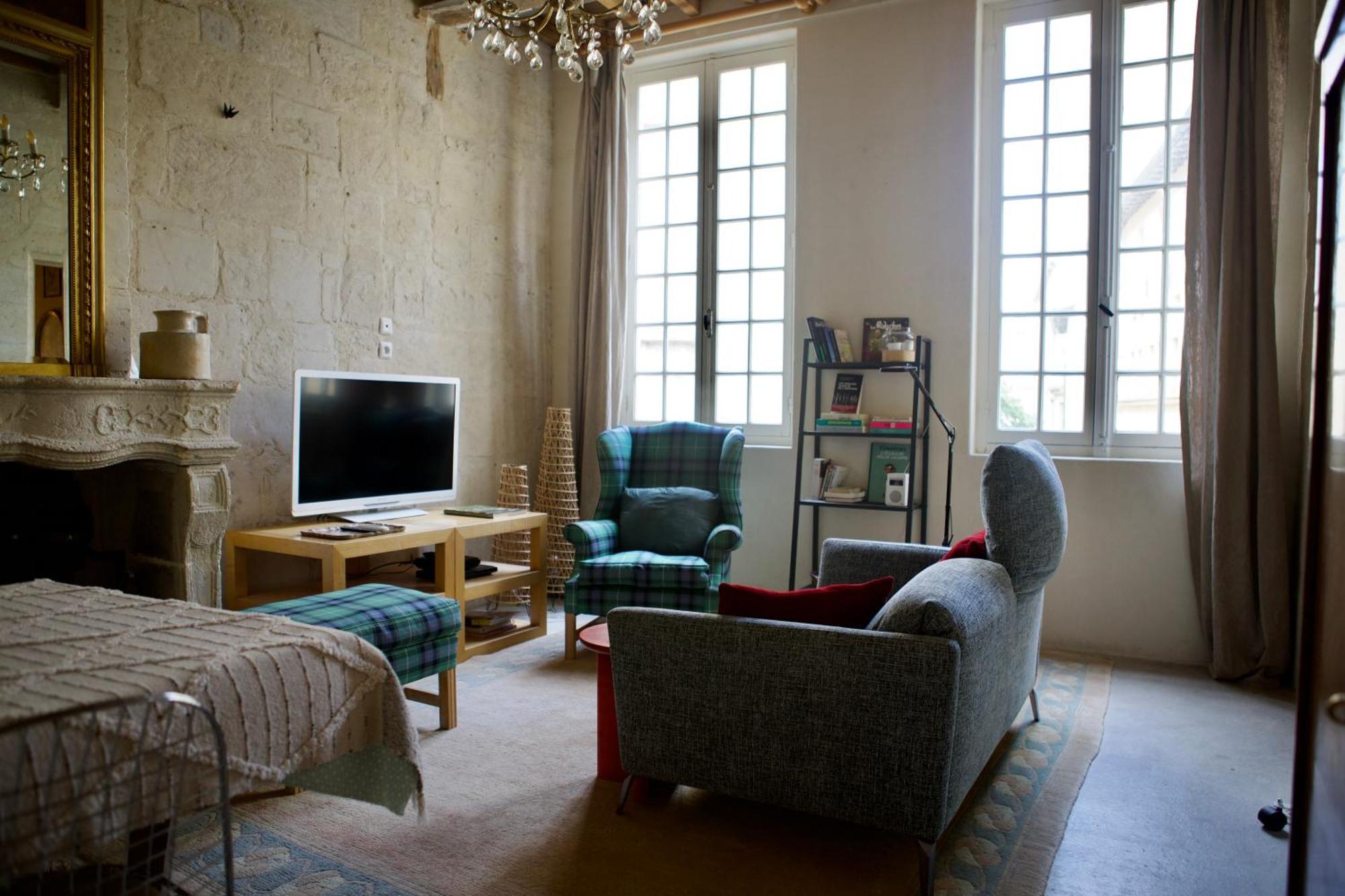Bon Jour Uzes Apartment Ngoại thất bức ảnh